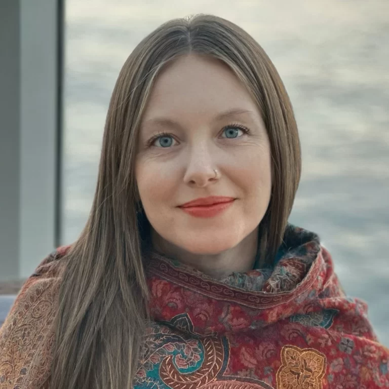 picture of prajna vieira with a colorful scarf
