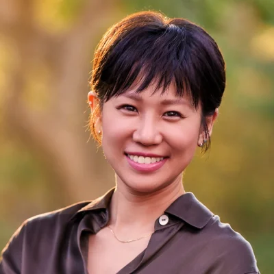 photo of teacher chloe shin smiling