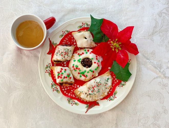 Italian Christmas Cookies _ Pezzanitis