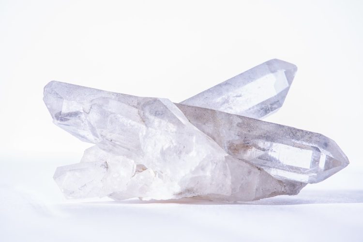 isolated view of a pointed quarts crystal cluster